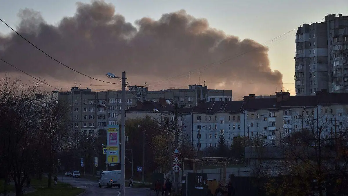 Rusia ejecuta el mayor ataque contra la red eléctrica ucraniana desde el inicio de la invasión